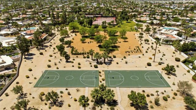 1541 Sunflower Court South, Palm Springs, CA 92262
