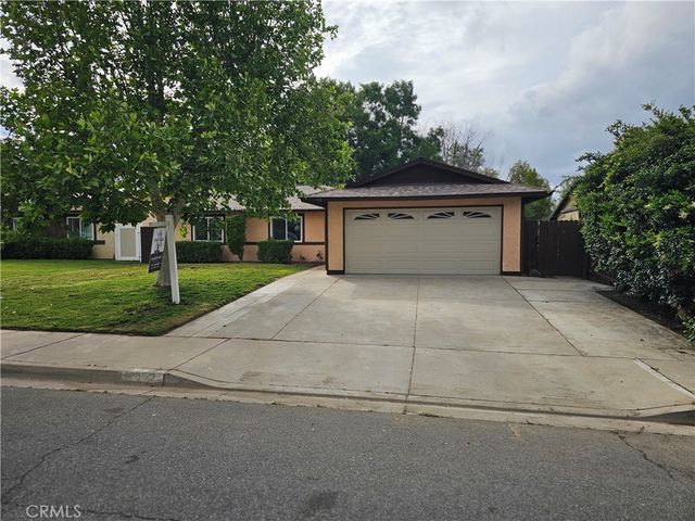 1072 Amber, Lake Elsinore, CA 92530