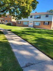 2053 W Warnimont AVENUE, Milwaukee, WI 53221