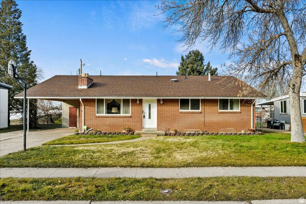 5401 S 825 E, South Ogden, UT 84405