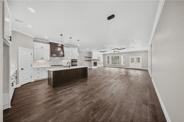 29 Selkirk Drive, Bella Vista, AR 72715