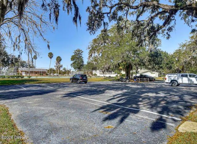 19 Tomoka Meadows Boulevard, Ormond Beach, FL 32174