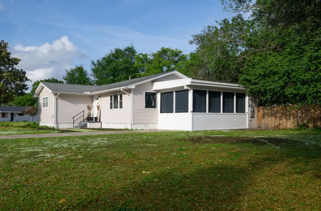 113 NW Maurice Avenue, Fort Walton Beach, FL 32548