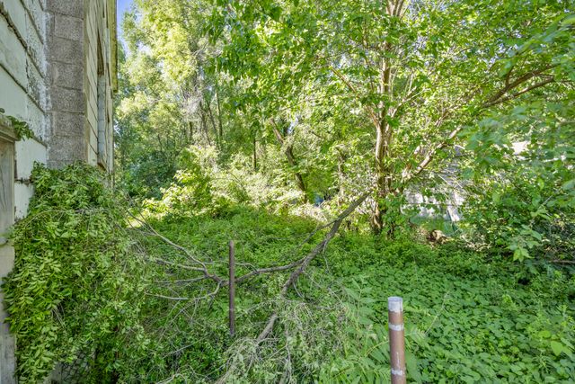 1241 W 17th Avenue, Gary, IN 46407