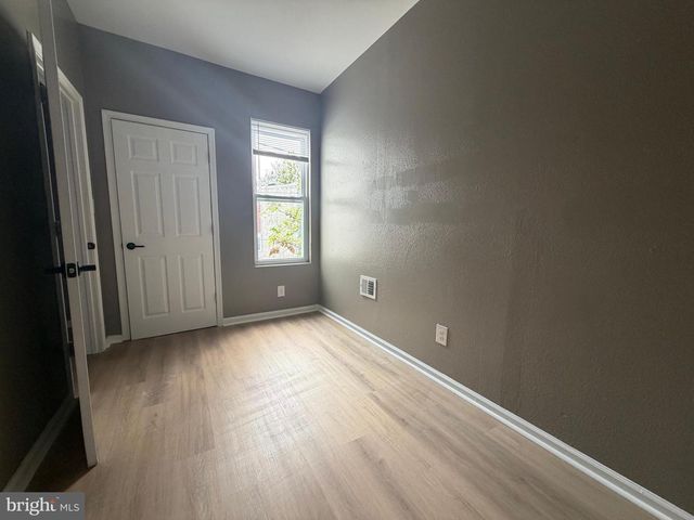 2262 N CLEVELAND ST, Philadelphia, PA 19132