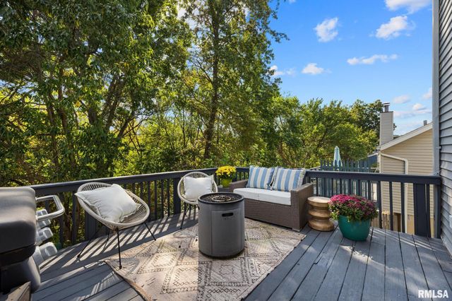 5926 W RIDGECREST Circle, Peoria, IL 61615