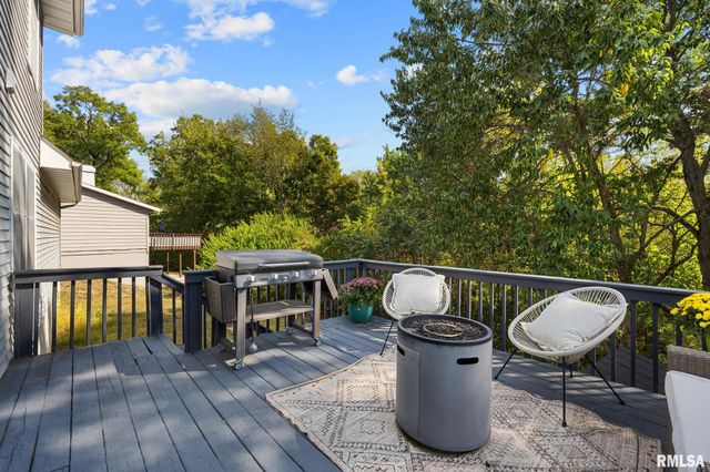 5926 W RIDGECREST Circle, Peoria, IL 61615