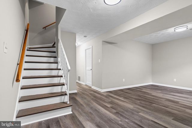 4727 EXETER ST, Annandale, VA 22003