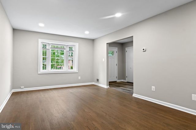 4727 EXETER ST, Annandale, VA 22003
