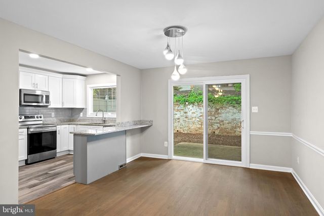 4727 EXETER ST, Annandale, VA 22003