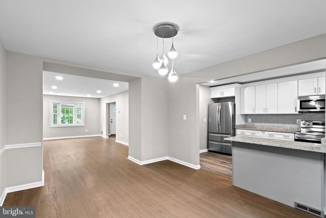 4727 EXETER ST, Annandale, VA 22003
