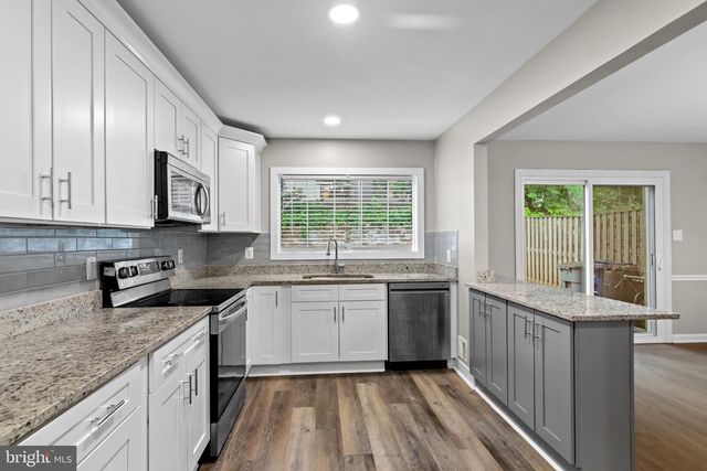 4727 EXETER ST, Annandale, VA 22003