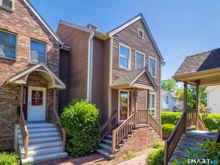 584 Hope Street 5, Stamford, CT 06907