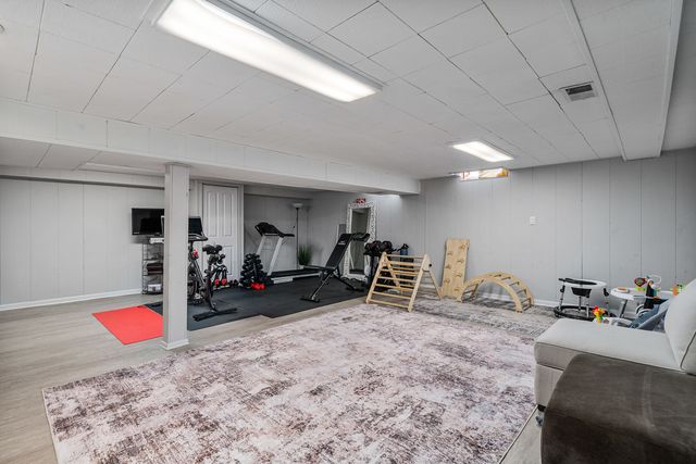 224 Kedvale Court, Bolingbrook, IL 60440