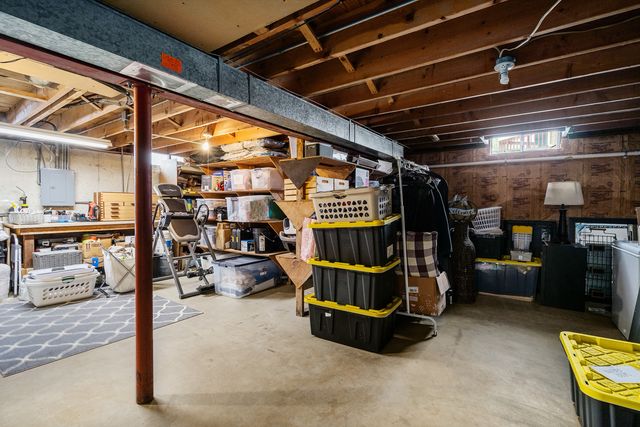 224 Kedvale Court, Bolingbrook, IL 60440