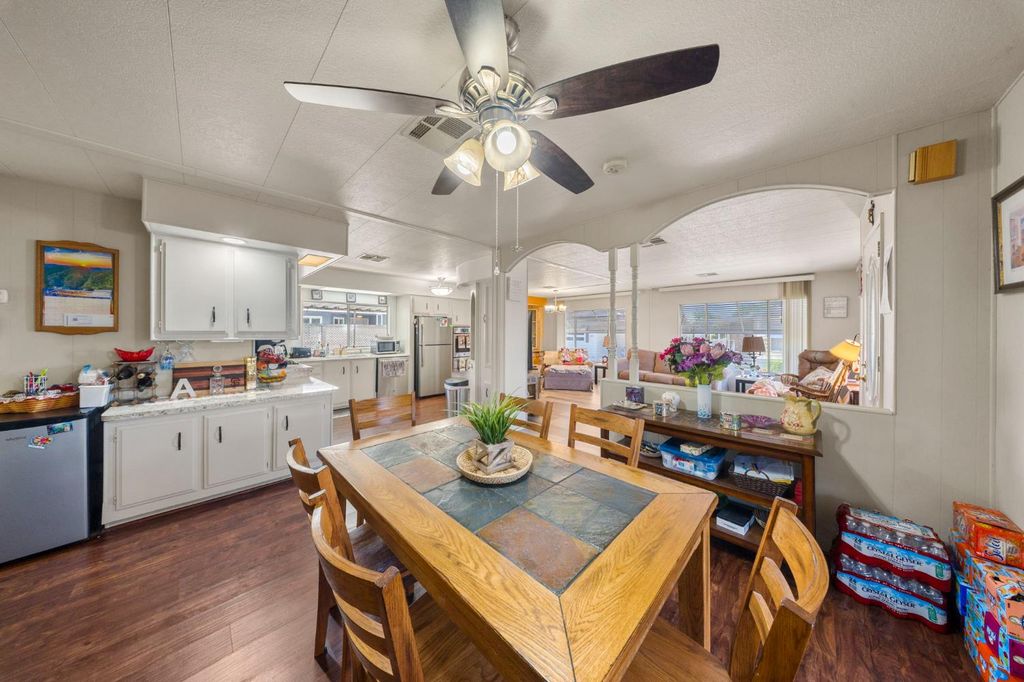 Image 13 of property listing at 3812 Maui Terrance, Modesto, CA 95355