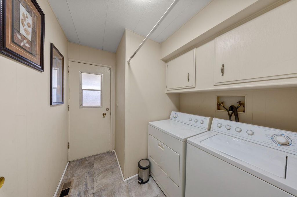 Image 18 of property listing at 3812 Maui Terrance, Modesto, CA 95355