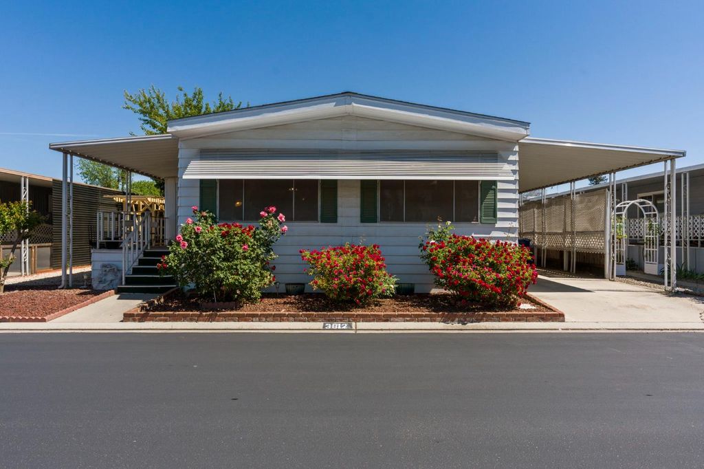 Image 2 of property listing at 3812 Maui Terrance, Modesto, CA 95355
