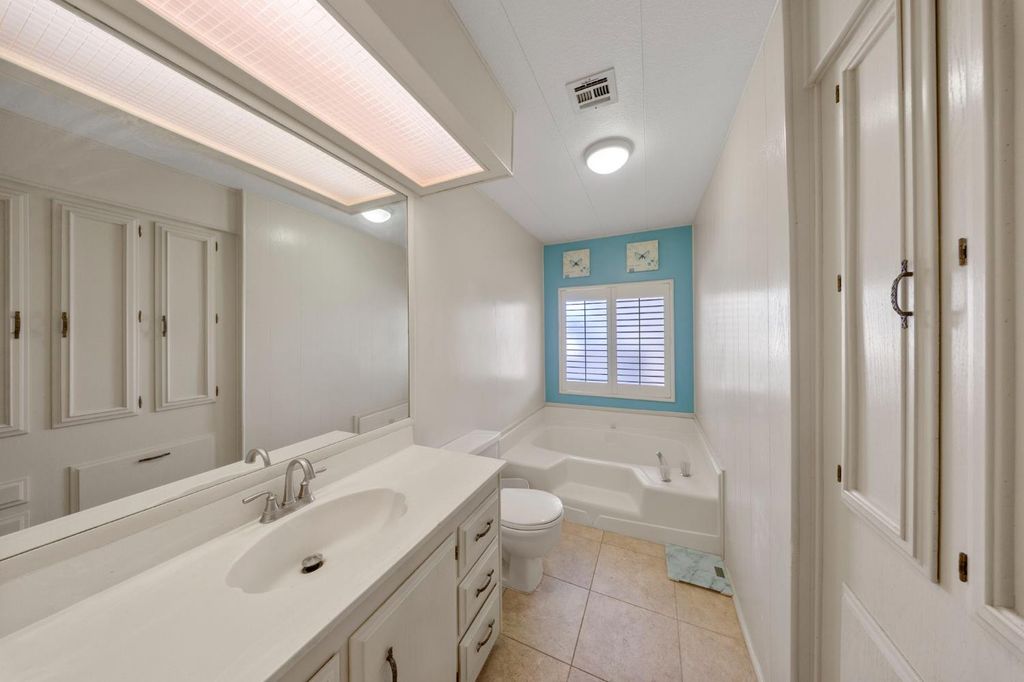 Image 22 of property listing at 3812 Maui Terrance, Modesto, CA 95355
