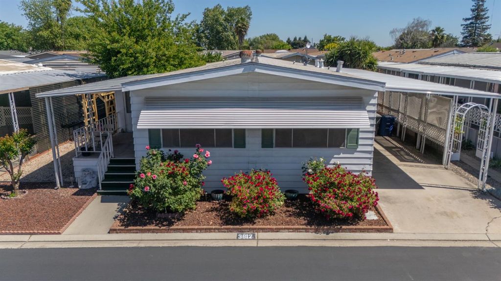 Image 6 of property listing at 3812 Maui Terrance, Modesto, CA 95355