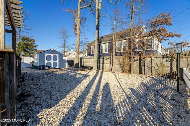 515 Stone Harbor Avenue WINTER, Ocean Gate, NJ 08740