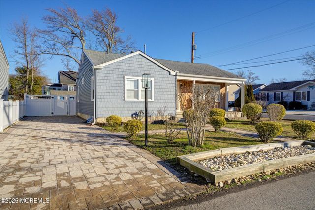 515 Stone Harbor Avenue WINTER, Ocean Gate, NJ 08740