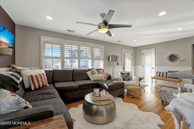 515 Stone Harbor Avenue WINTER, Ocean Gate, NJ 08740
