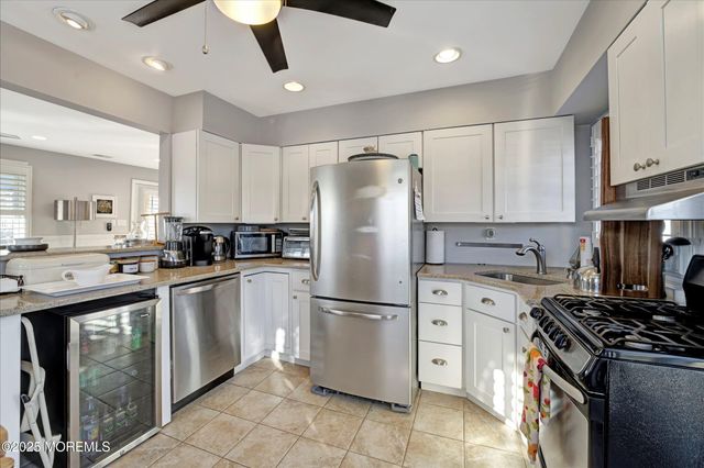 515 Stone Harbor Avenue WINTER, Ocean Gate, NJ 08740