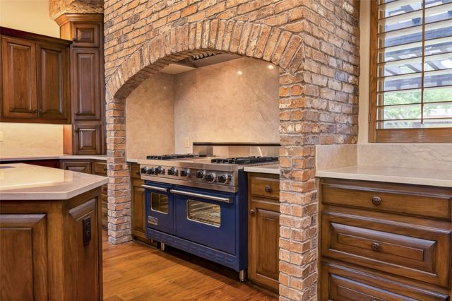 701 W Walcott Street, Pilot Point, TX 76258