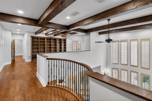 701 W Walcott Street, Pilot Point, TX 76258