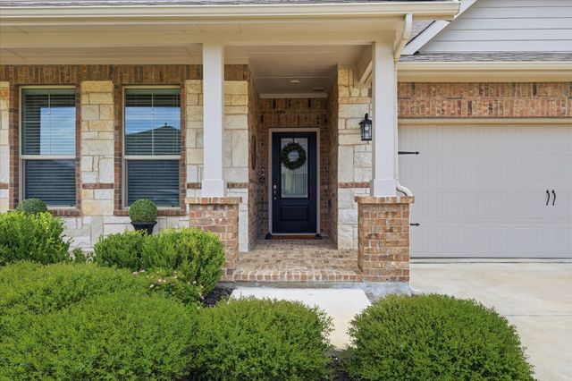 2424 Rooster Lane, Northlake, TX 76247