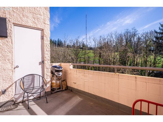 6605 W BURNSIDE St 153, Portland, OR 97210