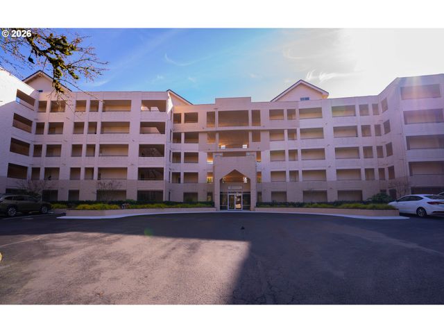 6605 W BURNSIDE St 153, Portland, OR 97210