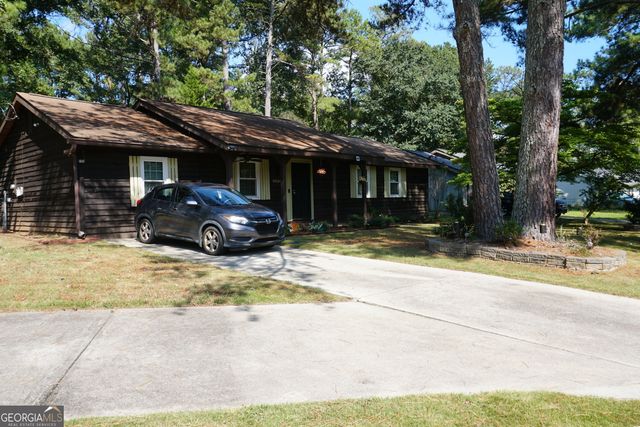 8898 Gatewood Cirlce, Jonesboro, GA 30238
