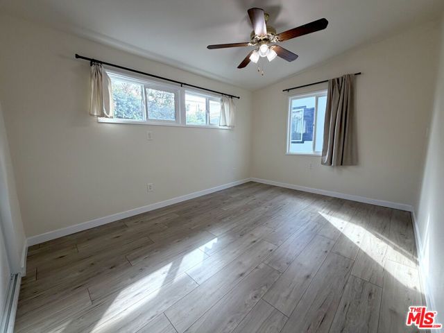 1165 Western Avenue, Glendale, CA 91201