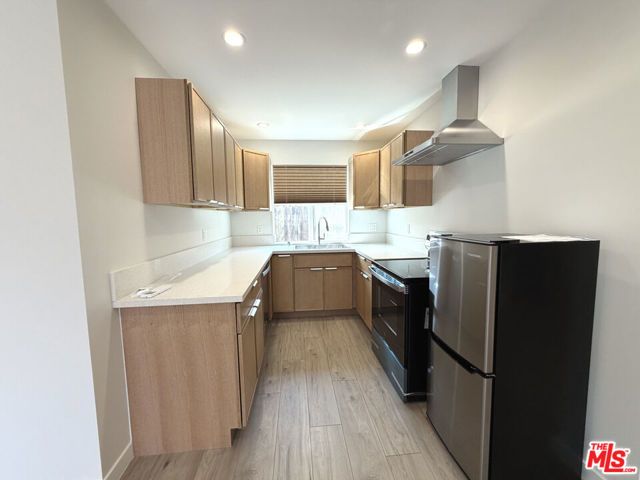1165 Western Avenue, Glendale, CA 91201
