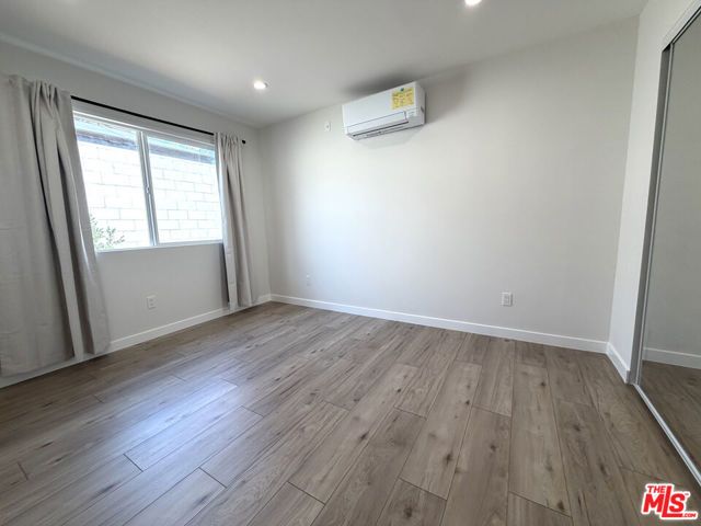 1165 Western Avenue, Glendale, CA 91201