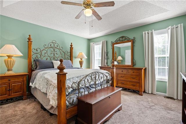 19 Greenhouse Drive SE, Cartersville, GA 30120