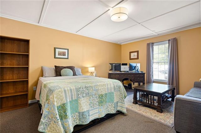 19 Greenhouse Drive SE, Cartersville, GA 30120