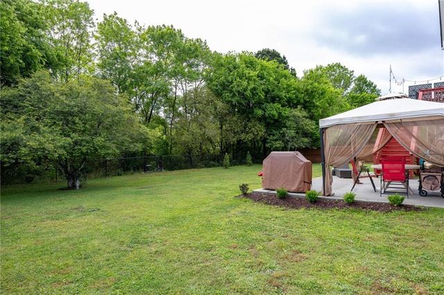 19 Greenhouse Drive SE, Cartersville, GA 30120