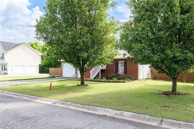 19 Greenhouse Drive SE, Cartersville, GA 30120