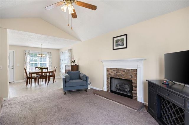 19 Greenhouse Drive SE, Cartersville, GA 30120