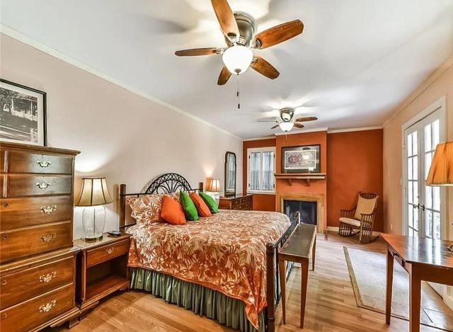 505 N Walnut Avenue, Eagle Lake, TX 77434