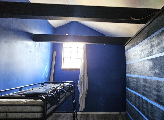 505 N Walnut Avenue, Eagle Lake, TX 77434