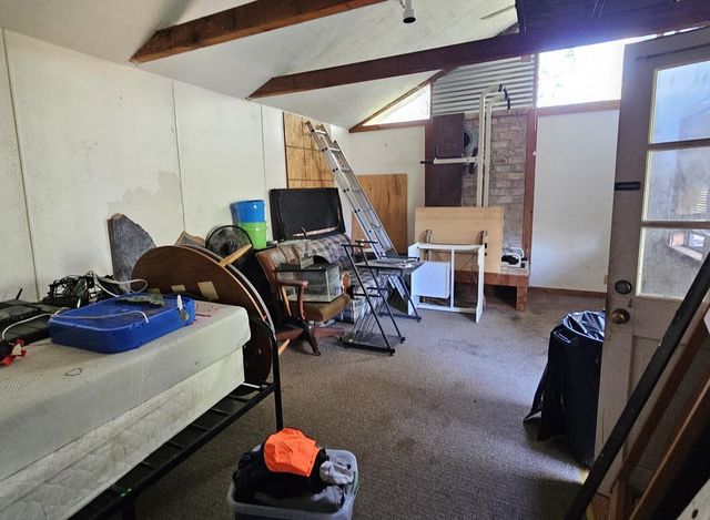 505 N Walnut Avenue, Eagle Lake, TX 77434