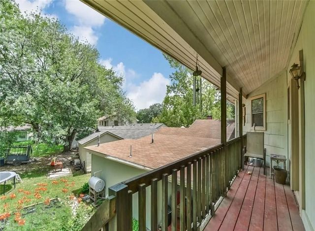 505 N Walnut Avenue, Eagle Lake, TX 77434