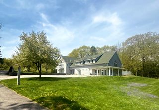 1376 US Route 1, York, ME 03902