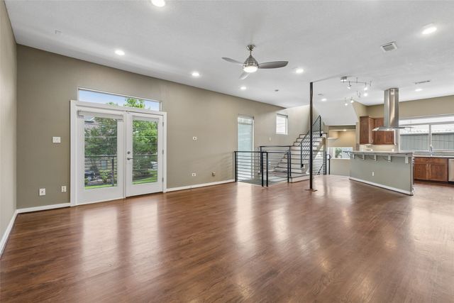 5715 La Vista Drive, Dallas, TX 75206