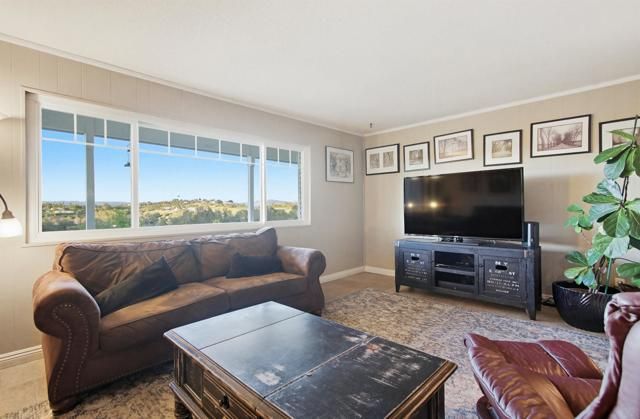 5012 Sleeping Indian Road, Fallbrook, CA 92028