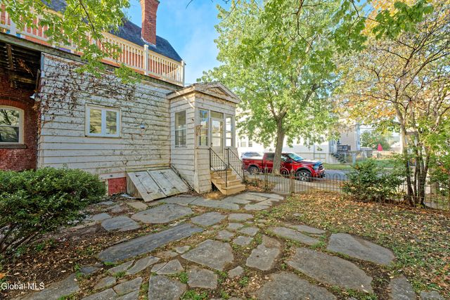 515 16th Street, Watervliet, NY 12189